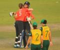 England eves cruise to World T20 final