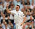 Swann leads England's fightback against Pakistan