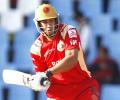 CLT20: Taylor faces team loyalty dilemma