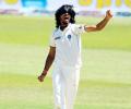 Ishant shines with the ball, but Kohli and Rohit fail again