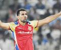 Stats: Zaheer completes 50 wickets in the IPL