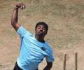 New Zealand seek Muralitharan help on Sri Lanka tour