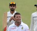 Kallis gets guard of honour in his final Test