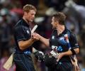 McCullum, Guptill guide NZ to win over England