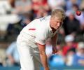 Six ducks as Lancs dismiss Essex for 20