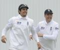 Headingley Test: Swann's six-haul bowls England to victory