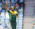 Centurion ODI: Philander, De Villiers ensure SA a consolation win