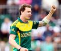 Injury puts Steyn out of two T20 matches against Australia