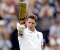 Southampton Test: England batsmen dominate on Day One