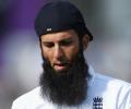 Moeen Ali wears bands supporting Palestine, ICC to investigate