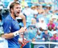 Cincinnati Open round-up: Wawrinka unfocussed but wins; Serena advances