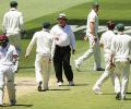 Australia skipper Smith seeks explanation after DRS failure