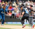 New Zealand open World Cup with big win over Sri Lanka