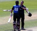 Ronchi-Elliott's world record partnership steers NZ to win