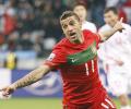 Former Portugal winger Simao joins ISL Former Portugal winger Simao joins ISL club