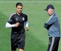 Ronaldo tweets his support to under-fire Real Madrid coach Ancelotti