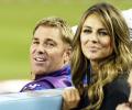 Warne re-unites with ex, Liz Hurley!