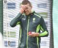 Siddle's career in doubt following stress fracture