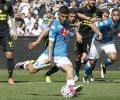 Napoli brush aside Verona without Higuain