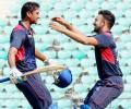 Mushtaq Ali: Samson upstages Yuvraj to steer Kerala into quarters