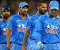 Dhoni takes responsibility for failed chase in Canberra