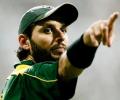 Shame on you! Miandad lashes out at Afridi