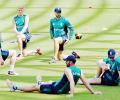 England bank on spinners against Sri Lanka