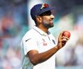 Five-star Ashwin puts India in control on Day 3