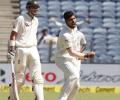 1st Test: Umesh shines but defiant Starc keeps Australia afloat