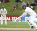 South Africa take slim lead in Dunedin Test