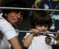 Chak De! Shah Rukh wants son AbRam to play hockey for India