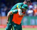 Du Plessis back in training ahead of Australia Test series