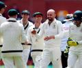 Lyon spins Australia to victory over Pakistan