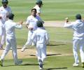 3rd Test: Pakistan lose late wickets after South Africa collapse