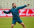 Wade replaces injured Khawaja in Aus World Cup squad