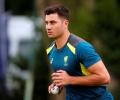 Maxwell, Stoinis out of Australia's Ashes calculations