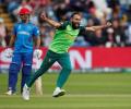 Tahir's leg spin turns it for South Africa