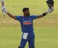 Nagpur ODI: India win a final-over thriller