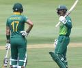 2nd ODI: De Kock shines as South Africa thump Sri Lanka