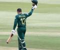 De Kock smashes ton as South Africa clinch ODI series win