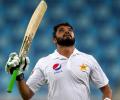 Pune-based cricket museum buys Pakistan captain Ali's bat