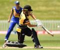 New Zealand Devine slams fastest century in women's T20 cricket