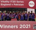 England beat Pakistan in a thriller; win T20 series