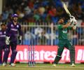 Shoaib Malik smashes fastest T20 WC fifty for Pakistan