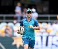 Vettori stumped by Warner's wrong'un!