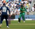 Van der Dussen leads SA to victory on Stokes's ODI farewell