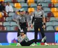 Williamson rues 'embarrassing' drop