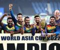 PIX: Sri Lanka vanquish Pakistan to win Asia Cup