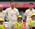 Covid positive Renshaw named in Aussie XI