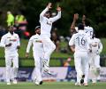 New Zealand in trouble as bowlers put Lanka in control